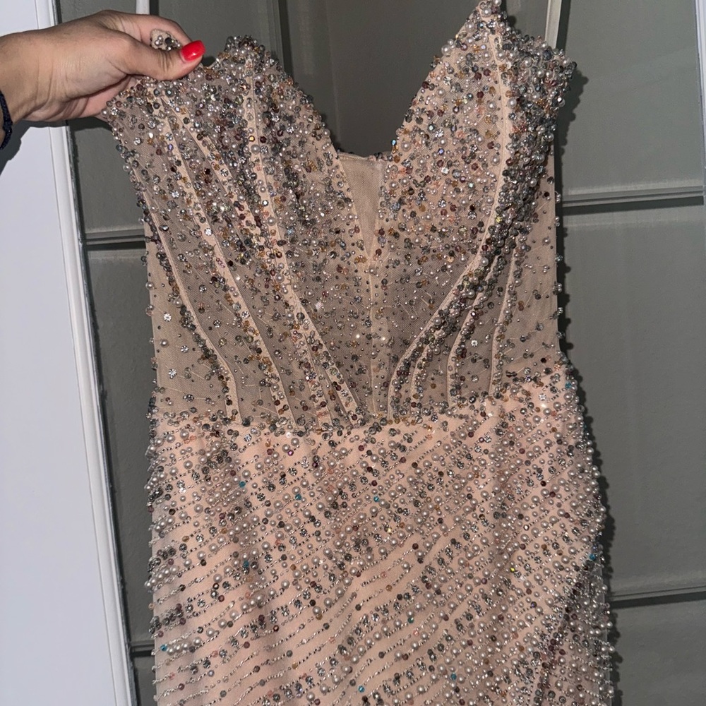 Gown by Catwalk Couture. In very good condition, worn only once. Purchased in LA